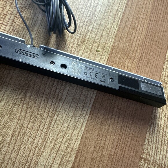 Nintendo Wii OEM Sensor Bar Wired Official RVL-014 For Wii And Wii U Very Good - Picture 5 of 8